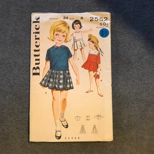 Vintage Girls’ Two-Piece Dress Pattern // Butterick 2552 &gt; Size 6, Breast 24 &gt; box pleats, suspender skirt, sailor collar &gt; Unused &gt; 1960s