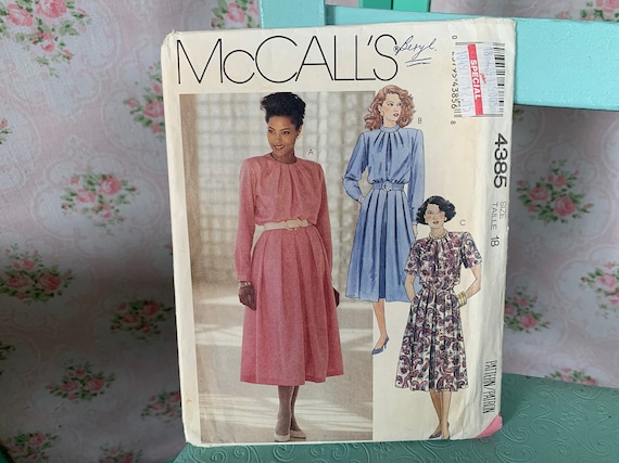 white christmas dresses 80s Lady main image 1