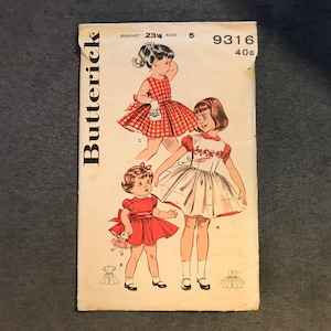Vintage 1960s Girls&#39; Full Skirted Dress & Pinafore Pattern // Butterick 9316, Size 5 &gt; Peter Pan collar, everyday or party, fit and flare