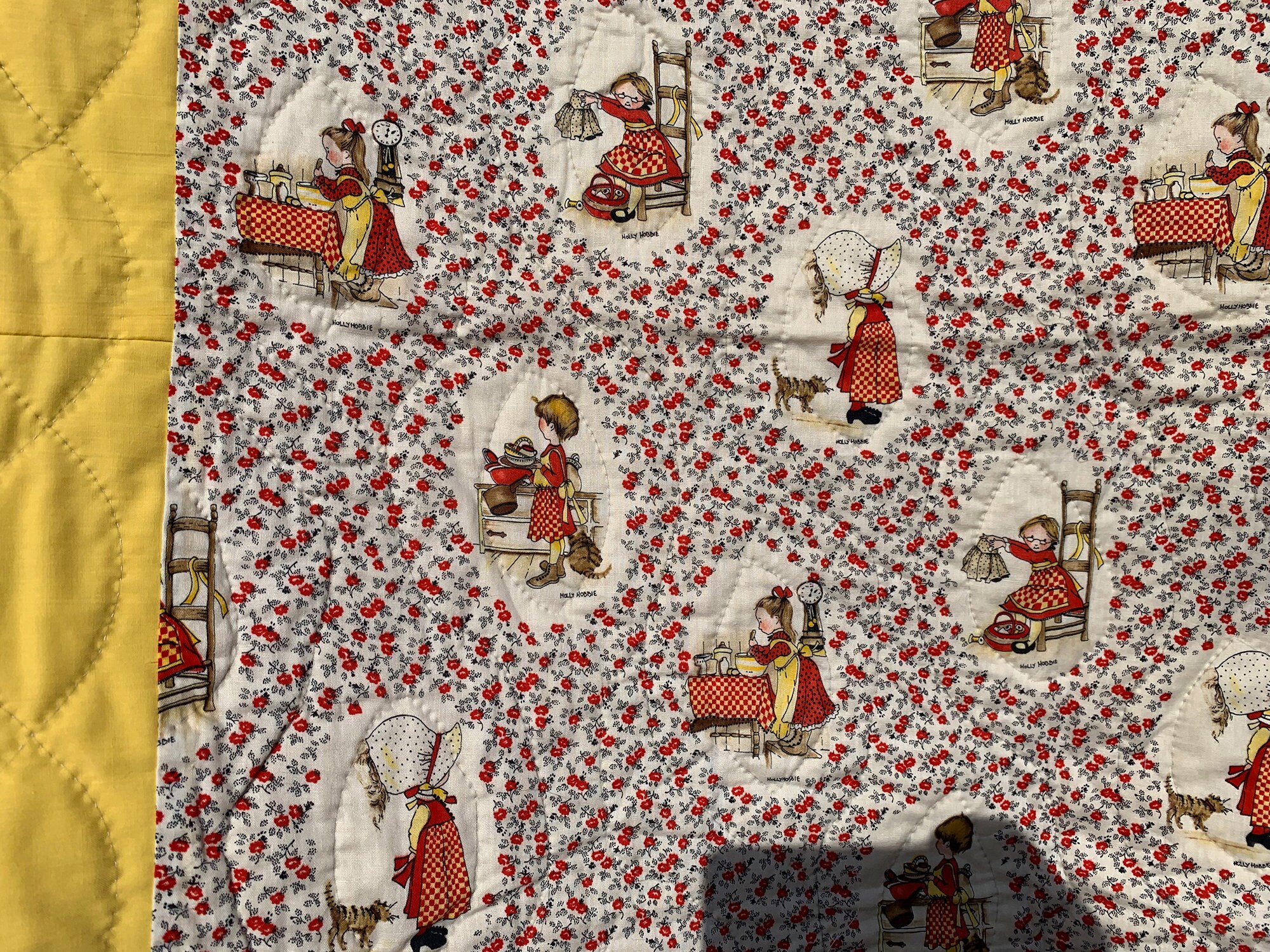 ホリーホビー　ヴィンテージ　カーテン Vintage Holly Hobbie Child's Quilt // 39x45