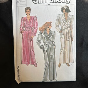 1980s Elegant Robe Pattern // Simplicity 7186 &gt; sz 14-16 &gt; Uncut &gt; full gathered sleeves, boudoir dressing gown, housecoat, loungewear