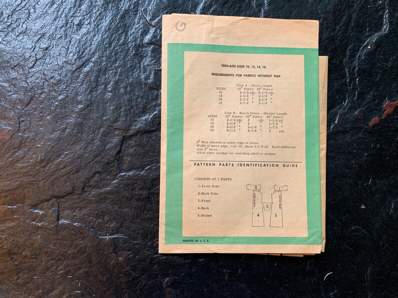 optional belt classic beach cover-up Antique Vintage 1960s Misses Sleeveless Dress with Big Pockets Mail Order 9140 Size 14 shift