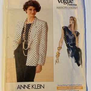 May include: A vintage Vogue Patterns sewing pattern for a blazer and a sleeveless top by Anne Klein. The pattern number is 2280 and the sewing rating is average/moins facile.