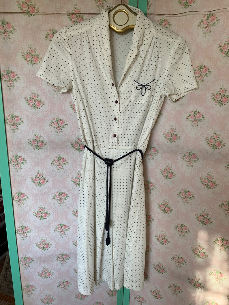 Vintage 1970s Polka Dot Shirtdress Size 13 wearable polyester button down skater dress navy blue dots and rope belt
