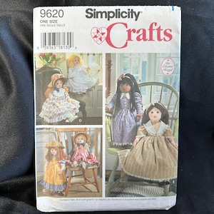 25&quot; Doll and Kleidung Schnittmuster // Chicity 9620 &gt; Unbenutzt &gt; Präriekleider, Schürze, Puffärmel, Kragen, Petticoat, Pumphose, Rüschen