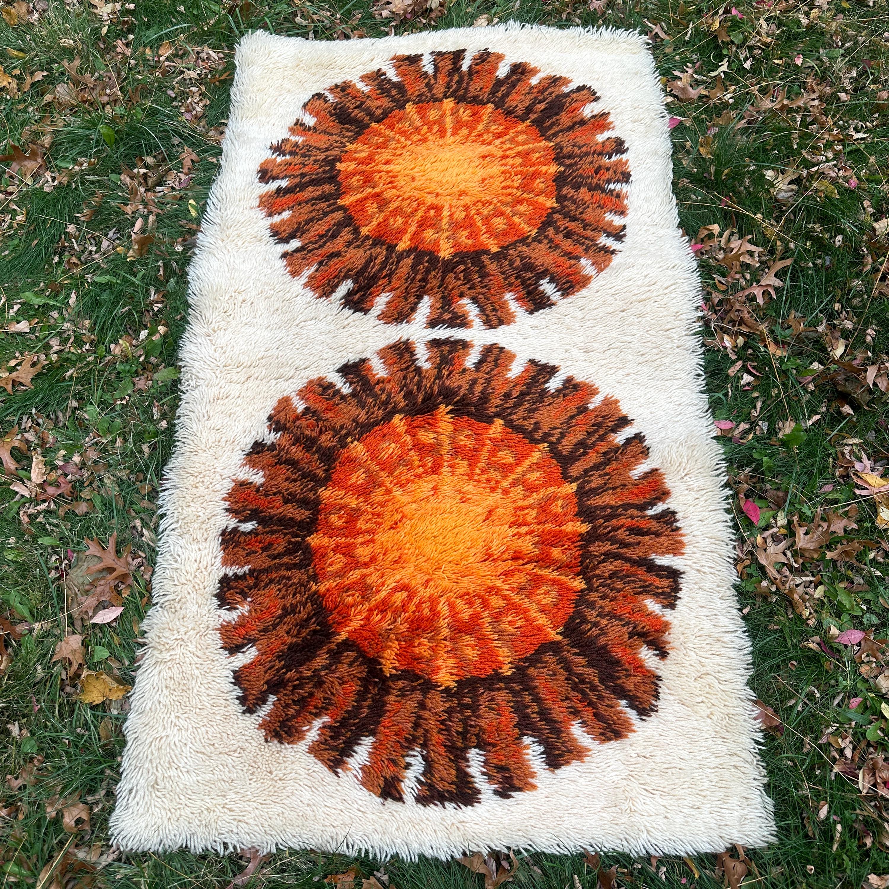 Vintage 1960s-1970s Axminster Norsk Sunburst Rya Shag Rug, Wall