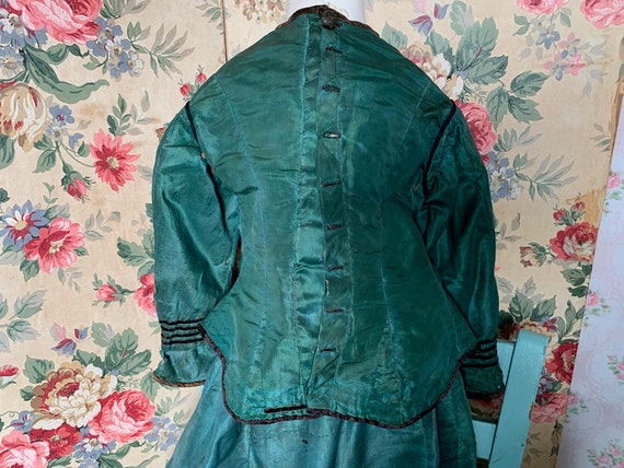 Antique Mid 1800s Green Silk Child's Dress // Vic… - image 2