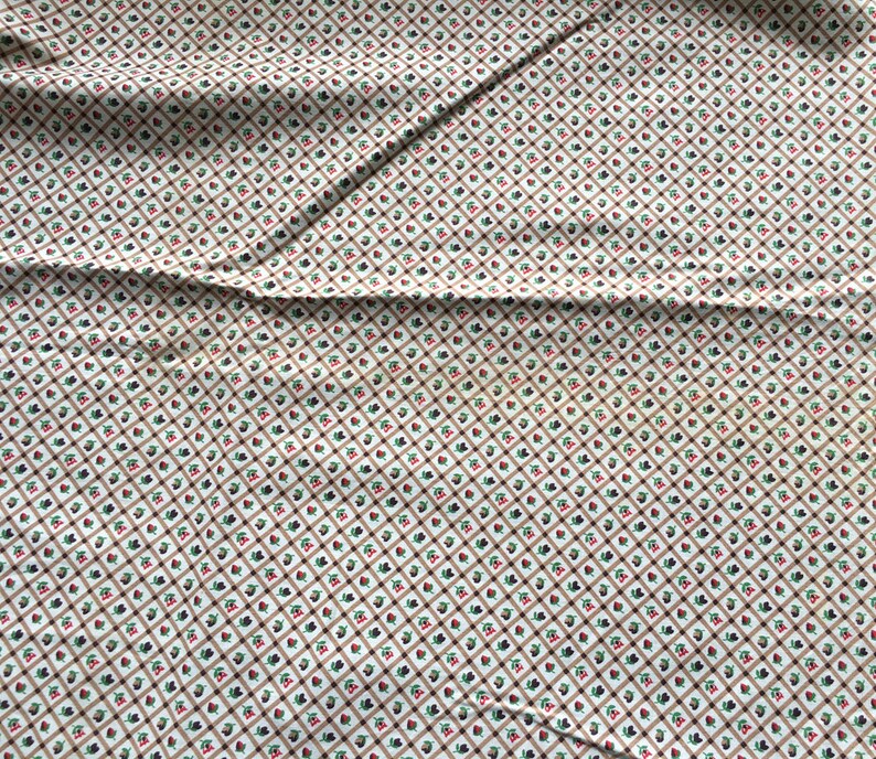 Vintage Small Grid and Floral Print Cotton Quilting Fabric 2 12 yards long unused quilt weight 36 wide small print