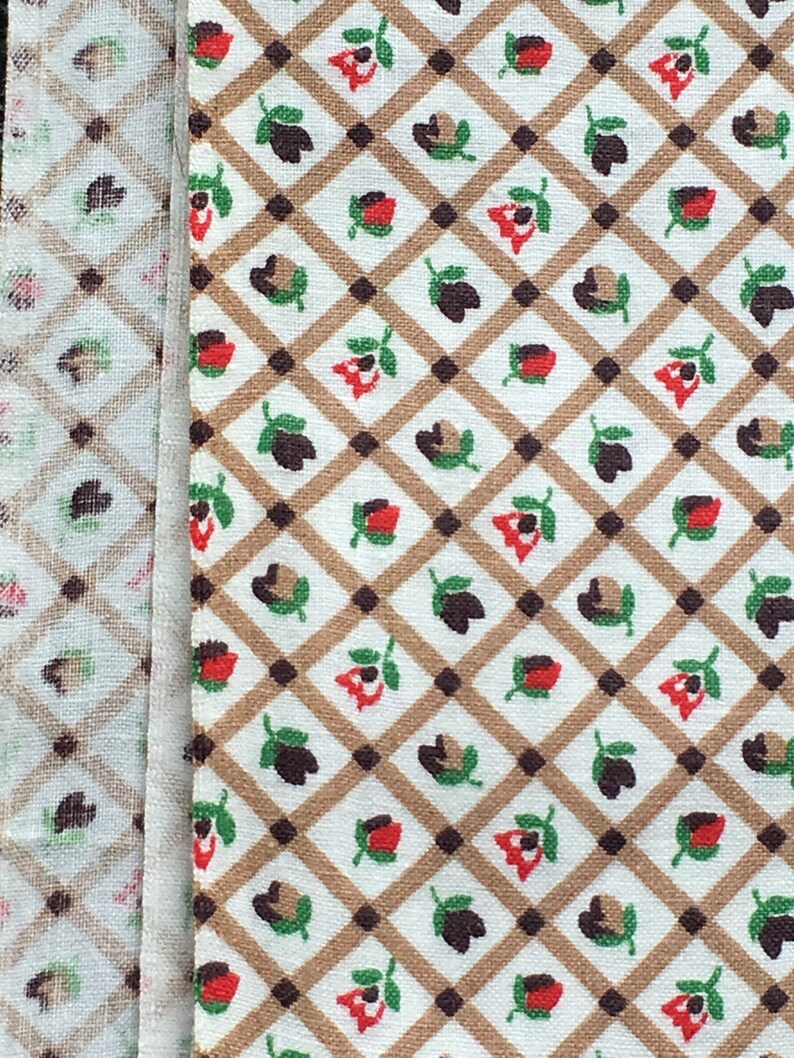 Vintage Small Grid and Floral Print Cotton Quilting Fabric   2 12 yards long unused quilt weight 36 wide  small print