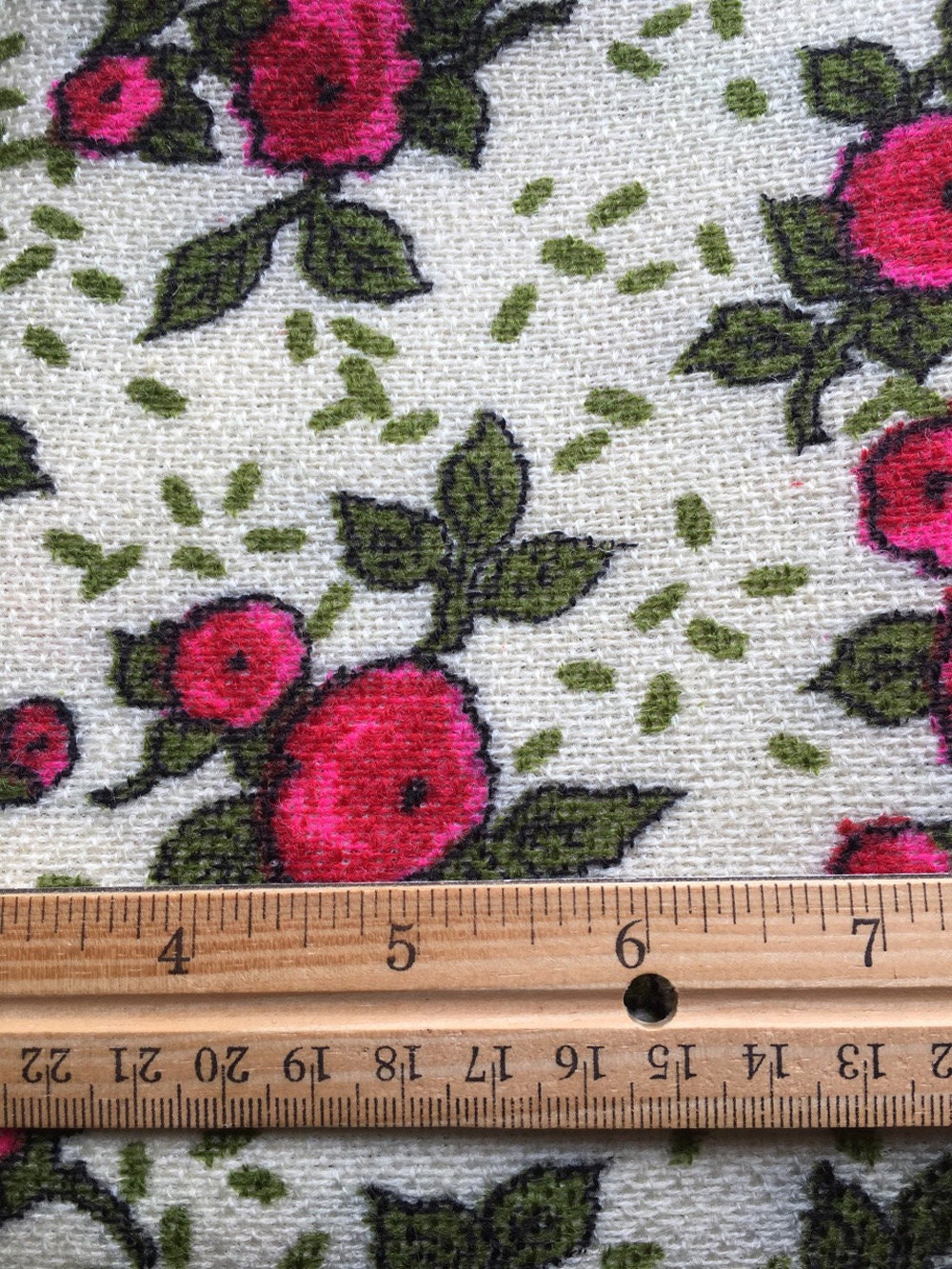 Vintage Pink Flower Polyester Fabric // 108x44