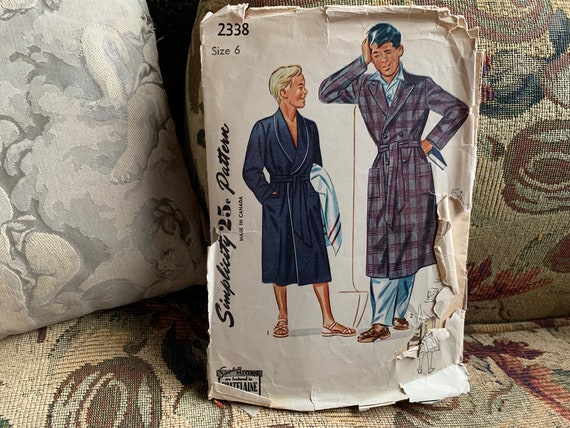 Vintage 1940s Boys Robe Pattern Simplicity 2338 Size 6 Bed