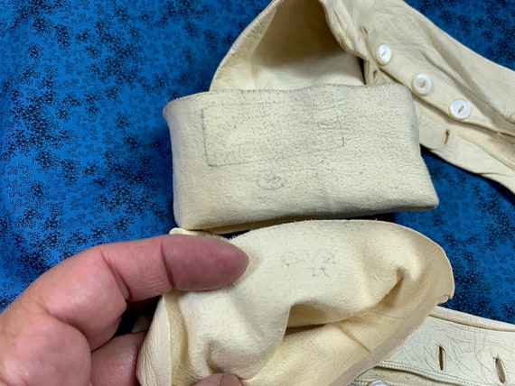 Antique Vintage Long Ivory Kid Leather Gloves // … - image 5