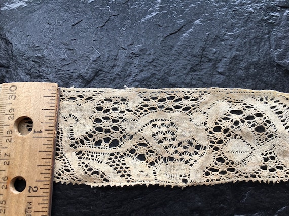 Antique 9.75" Bobbin Lace Salvage Remnant Edging Trim Trims Sewing Projects A4 