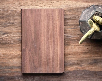 Personalisiertes Nussbaum Holz Journal: 5x8 Engraved Notebook