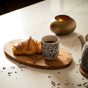 Olive Wood 25cm Oval Serving Board