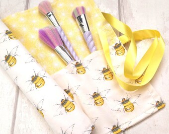 Make-Up Brush Roll