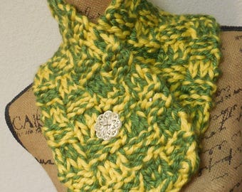 ONLY ONE Green and Yellow Winter Knit Button Cowl