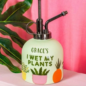 Personalised I Wet My Plants - Plant Design - Gardening Gift - Water Mister - Indoor Gardening Mister - Green House Must Haves-