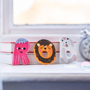 Mini letras pintadas a mano - letras de animales - letras - alfabeto - a-z - decora tu hogar - letras para niños - escribe tu nombre - linda decoración de animales