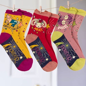 Sternzeichen Bambus Söckchen- Geburtstagssocken- hübsche Socken Öko-Socken- Astrologie- UK entworfen- maßgefertigt- Geschenk für sie- ein Original