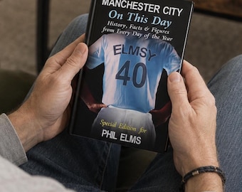 Personalized Football team Book: Gift for Dad/Grandad- fathers day - World cup