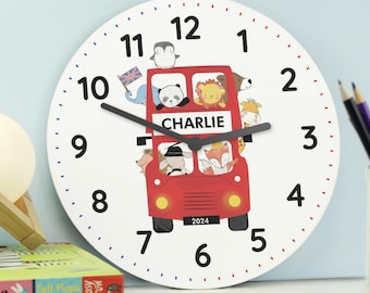 Gepersonaliseerde houten klok London Animal Bus: kinderkamerdecoratie
