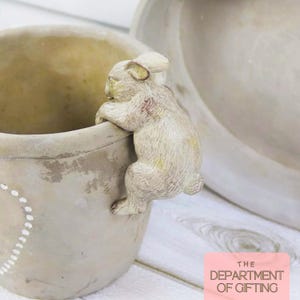 Hand-Cast Labrador Dog Pot Hanger – Resin Garden Decoration (80x50x65mm) image 4
