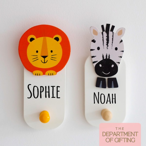 Gepersonaliseerde dierenkapstok: safari kinderkamerdecoratie