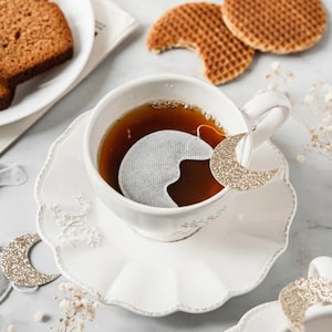 Sachets de thé en forme de lune faits à la main, thé du matin de Noël, sachets de thé faits à la main - cousus à la main, étiquette scintillante