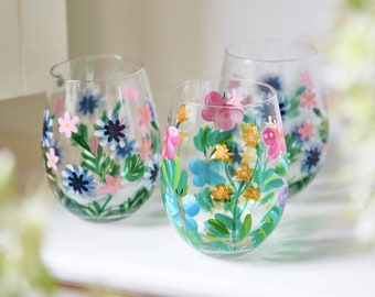 Hand Painted Flower Glass Tumblers - Celebration Glasses -water glasses-pretty glasses- flowers