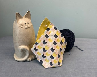 Yarn Keeper - Bento Style Fabric Yarn Bowl - Cat Print