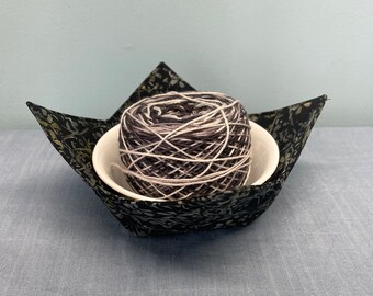 Microwave Bowl Cozy - Black and Gray Floral Batik Print