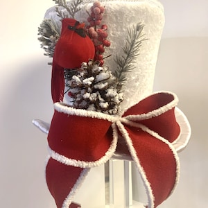 Cardinal  Tree Topper, White Top Hat Tree Topper, Christmas Tree Topper, Christmas Decoration, Top Hat Tree Centerpiece