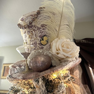 Victorian Top Hat Tree Topper, Shabby Chic Top Hat Tree Topper, Christmas Decoration Centerpiece, Christmas, Tree Topper, Decoration