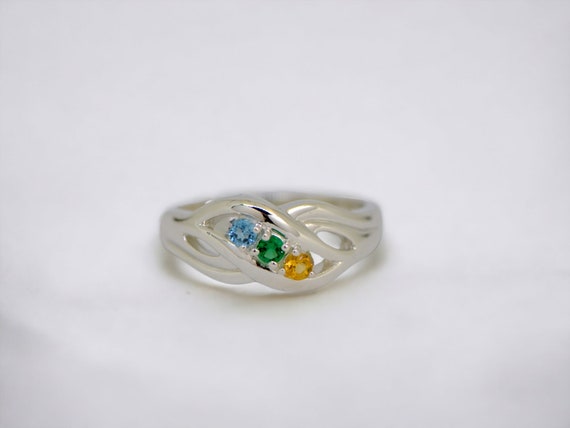 Diagonal Set Mother's Family Birthstone Ring Diagonal Set Mother's Family Birthstone Ring