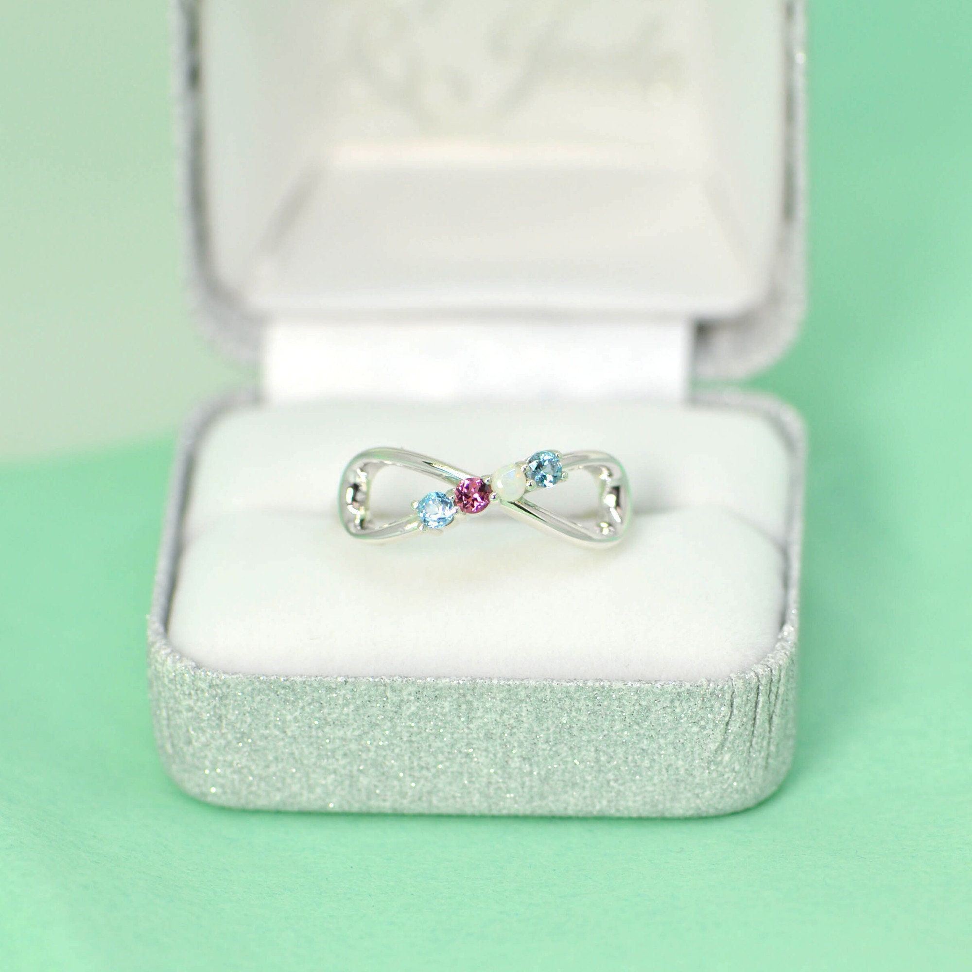 Mothers infinity birthstone ring online