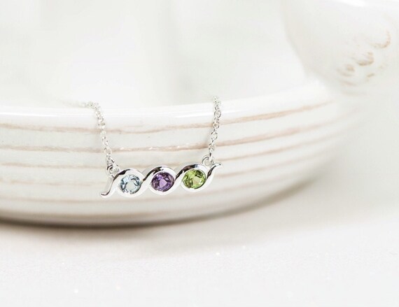 3 stone mothers necklace