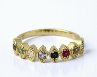 14k Gold Marquise Shaped 2mm Round Stone Mother's Family Ring