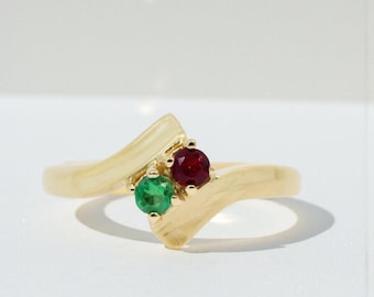 Curved Sterling Silver Birthstone Ring - Mother's Family Ring