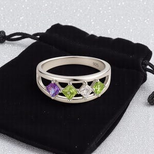 Personalized .925 Sterling Silver Princess Square Open Set Mother&#39;s Family 1 2 3 4 5 Stone Custom Birthstone Ring