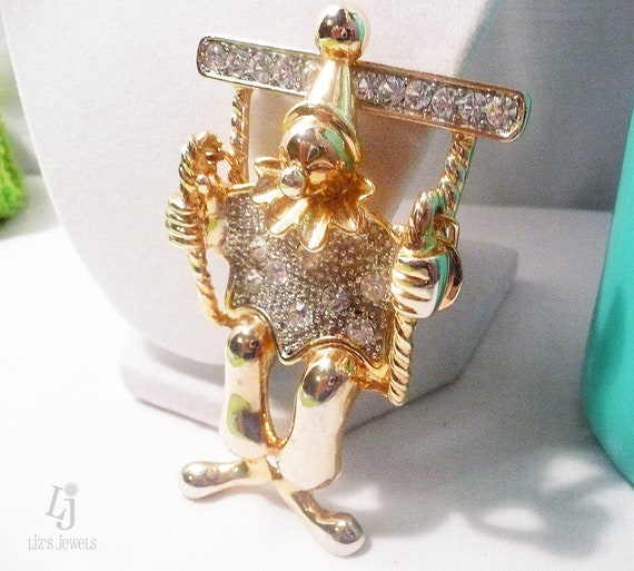 Vintage Gold tone Clown on a Swing Brooch, swingin