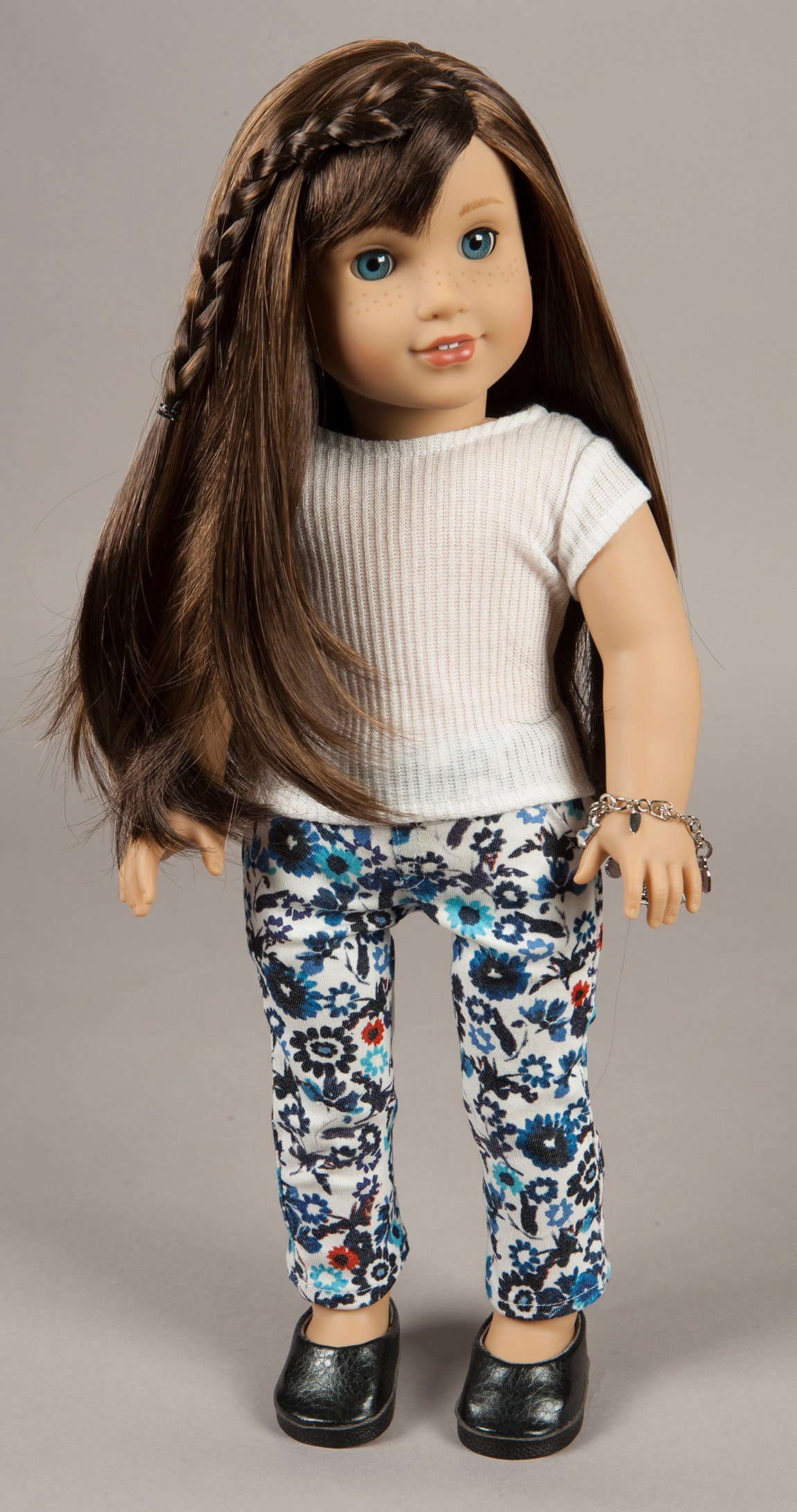 18 dolls for sale