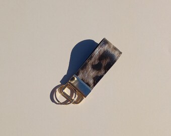 Mini llavero de muñeca, mini correa para llaves, vinilo de leopardo, cuero sintético vegano, mini correa para llavero de dedo