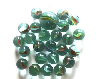 Vintage Net Bag of Marbles, Cat's Eye Shooter and 24 Target Marbles