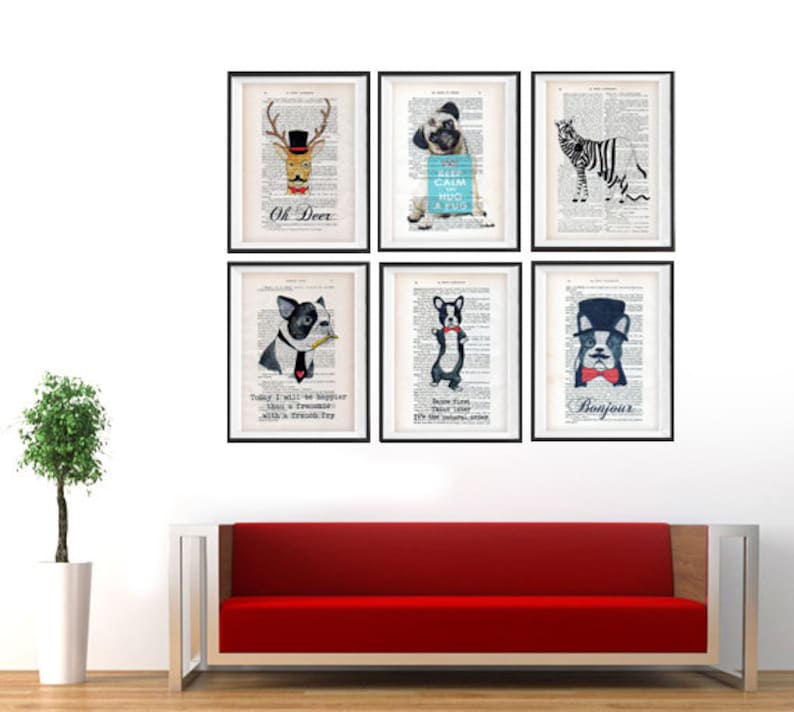 Stampa Boston Terrier, Bulldog con bicchiere di vino, design francese, bianco e nero, poster di bulldog Stampa artistica sulla pagina di un libro francese riciclato immagine 4