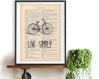 Stampa citazione positiva Poster tipografici Live Simply Bicycle Friend Decorazioni per la casa Parole scritte a mano Decorazioni da parete per pagine di libri vintage Regalo per lei