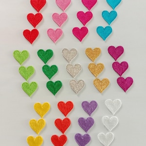 Conjunto de 3 peças de remendo de passar em forma de coração bordado, remendo de passar em forma de coração colorido, remendo pequeno (tamanho: 2 cm x 1,9 cm)