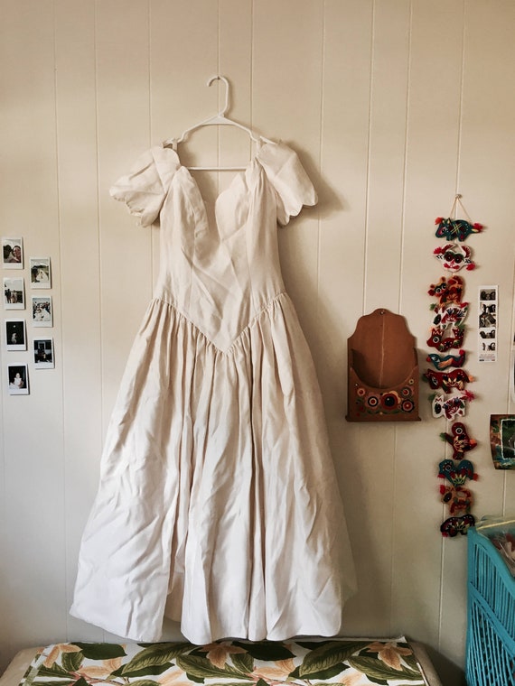 50's scalloped wedding dress | small