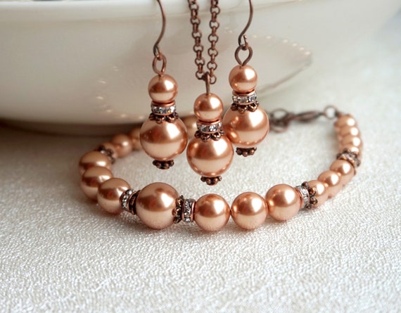 gold jewelry for wedding party