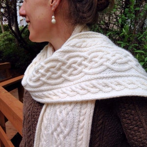 Grainne Cabled Scarf Pattern